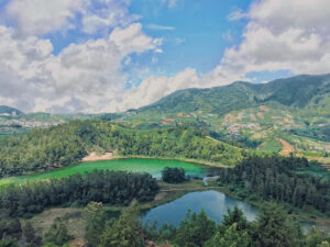 Batu Pandang Ratapan Angin